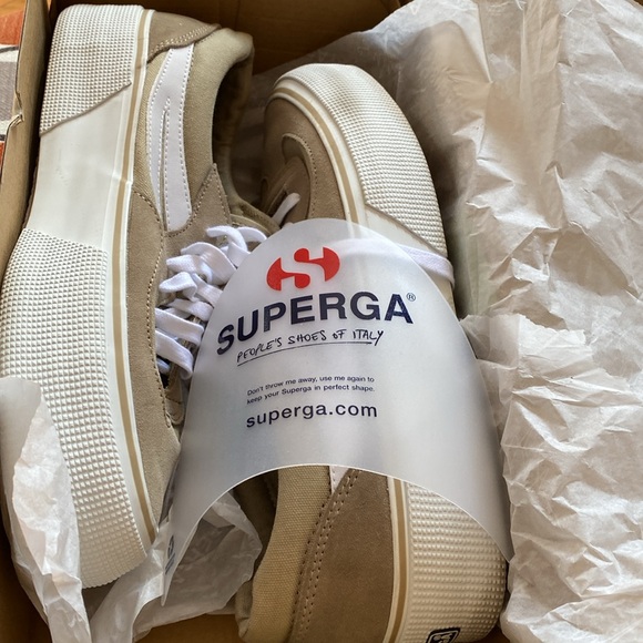 Superga, color block platform shoe, color is gray-fossil, and white. - Picture 10 of 10